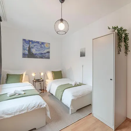 Eco Retreat Spacestays - Smart Tv - Wifi Apartment Essen